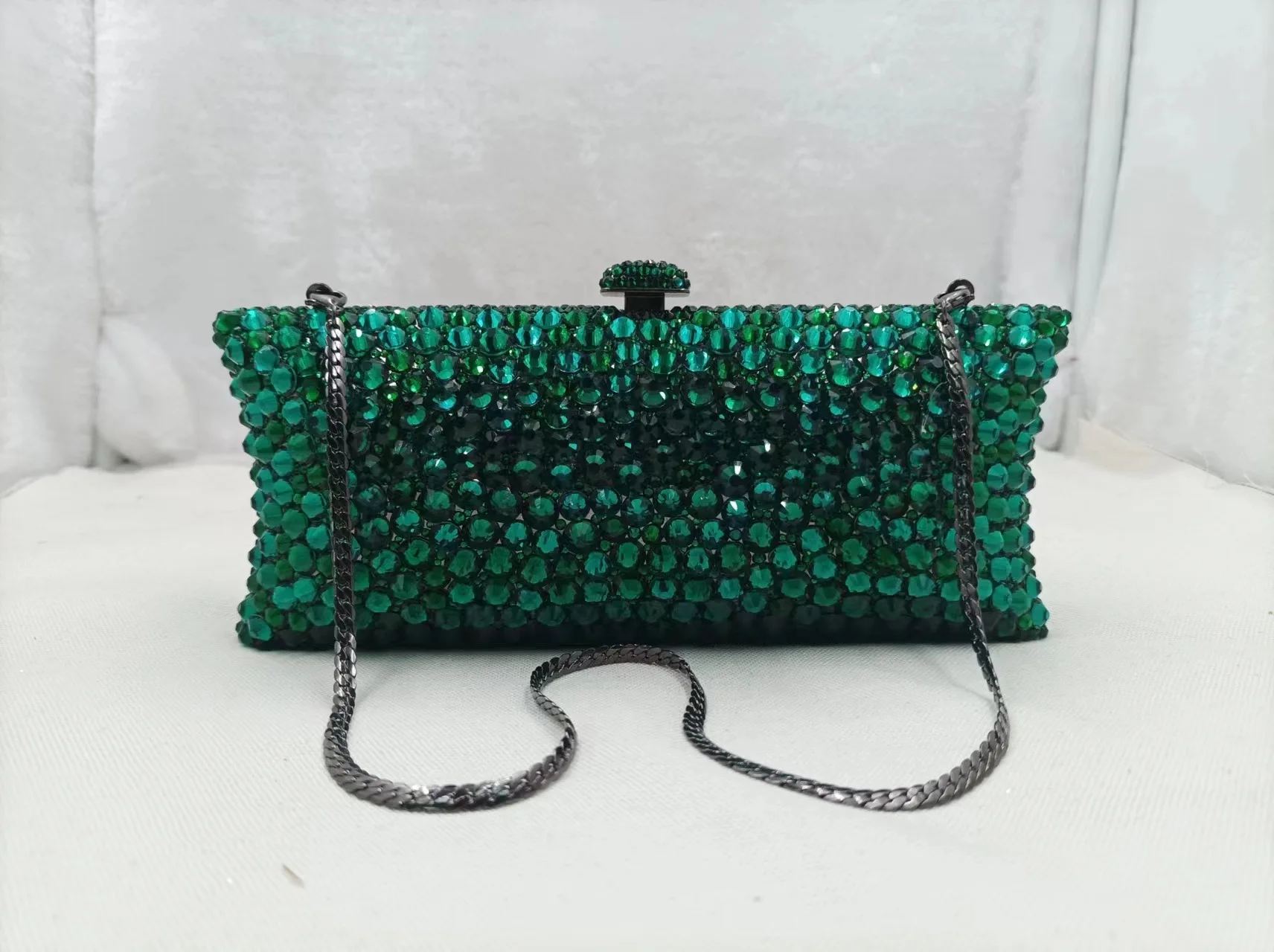 Luxury Designer Evening Clutch Purse With Shiny Crystal Keychain Handle And  Shoulder Strap 230727 From Xianstore04, $28.26 | DHgate.Com