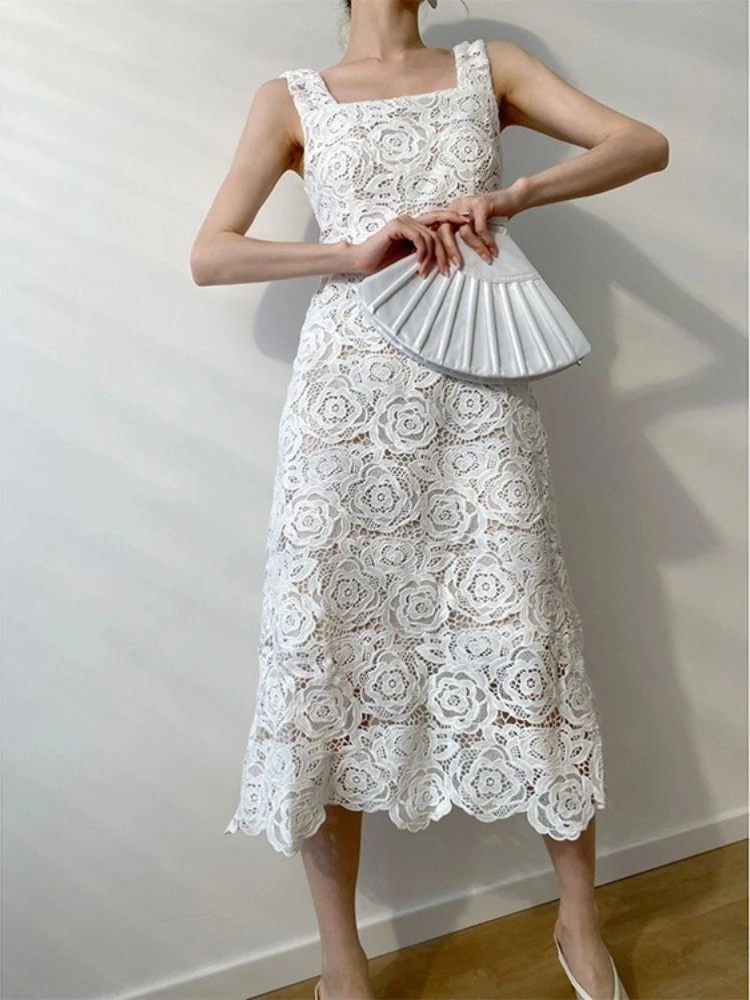 

2022 Summer New Temperament Ladies Square Collar Dress Women's French High-end Hollow Sling Fashion Dress