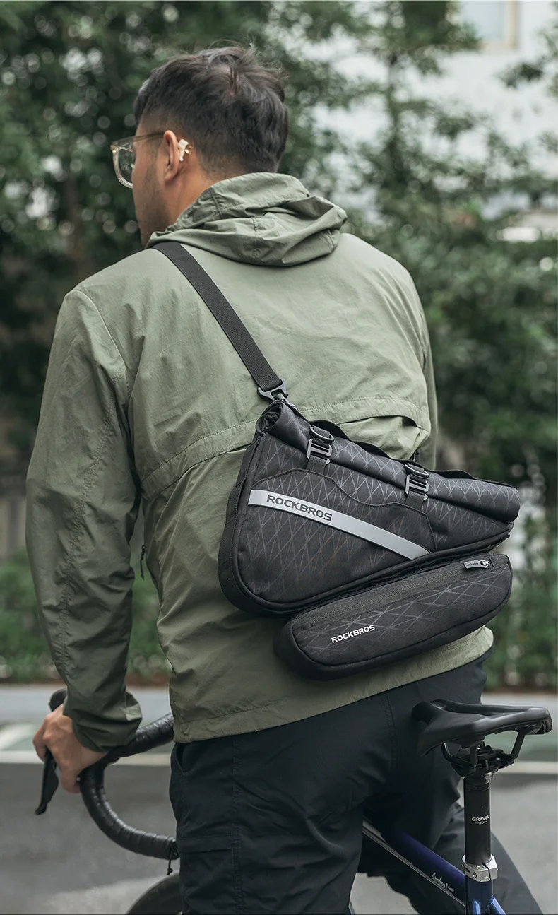 bike bag mounted view