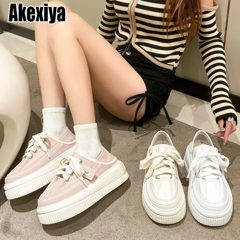 

2023 Fashion Women Sneakers Round Toe Lace-up Casual Height Increasing Students Running Vulcanize Platform Shoes