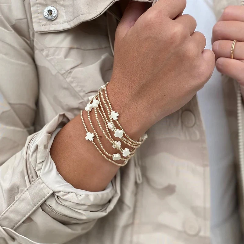 Vlen Cross Charm Armband dehnbar Boho Schmuck 18 Karat vergoldete Perlen Sommer Armbänder für Frauen zierliche Pulse ras Femme