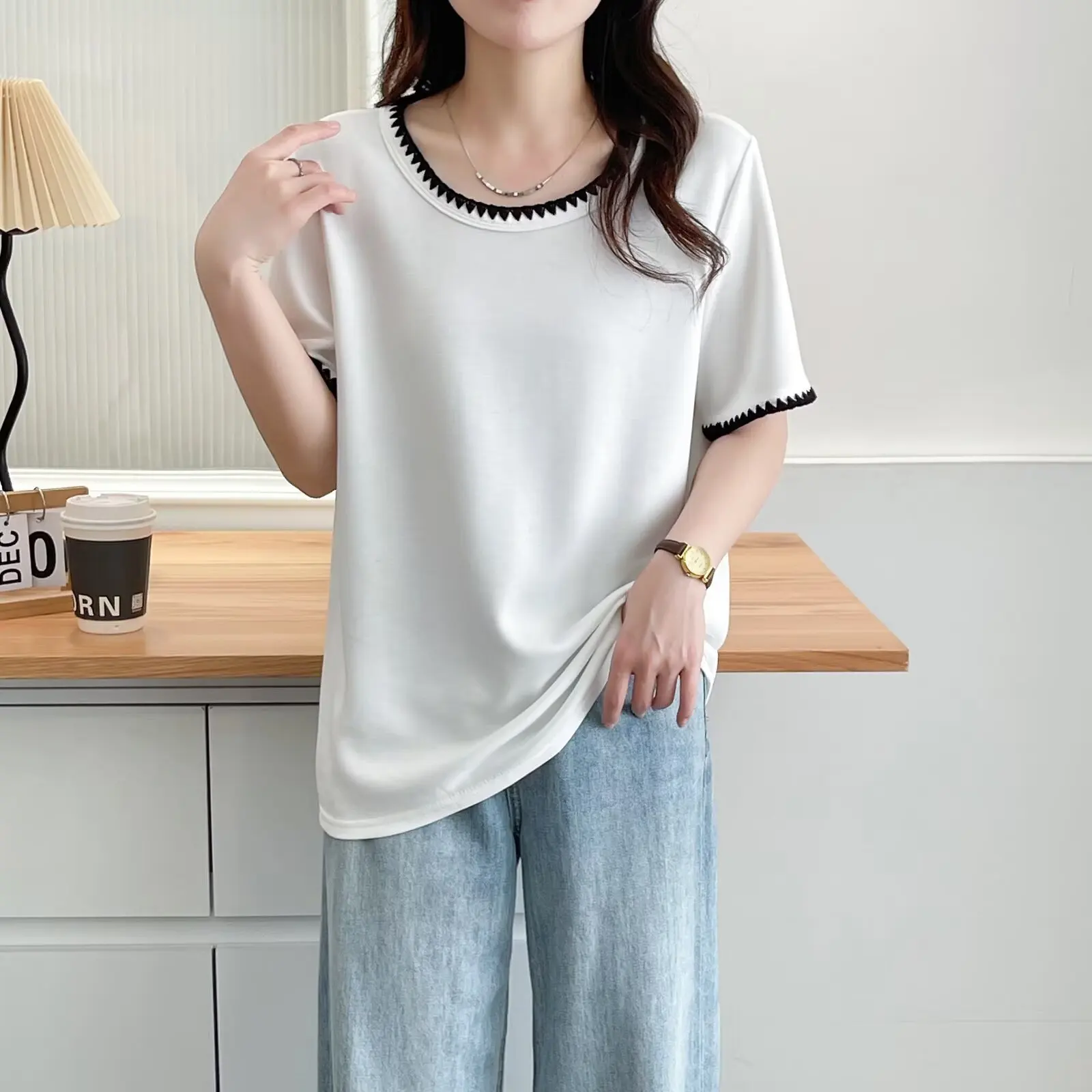 2025 Plus Size Women's Top Summer New Simple Short Sleeve Tees 100kg Casual Chic Block Oclor T-Shirt 033