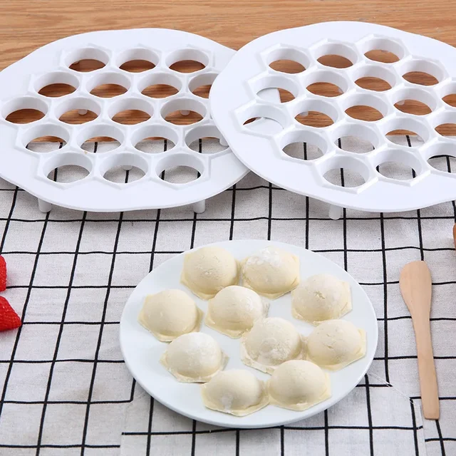 19 Holes Dumpling Maker Dough Press Ravioli Making Mould Mold DIY Pasta Form Hot Kitchen Accessories 19 Holes Dumpling Maker Dough Press Ravioli Making Mould Mold DIY Pasta Form Hot Kitchen Accessories