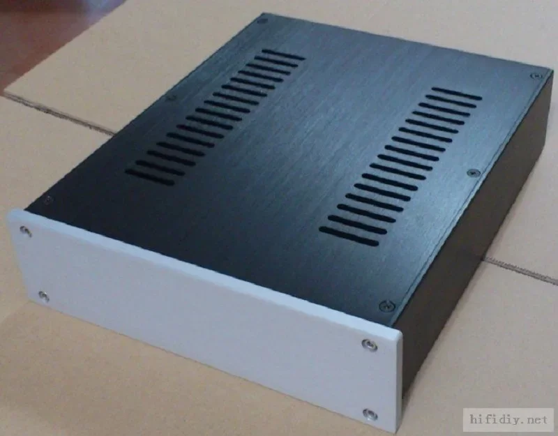

Алюминиевая фотовспышка серии BRZHIFI BZ2607 для самостоятельной сборки