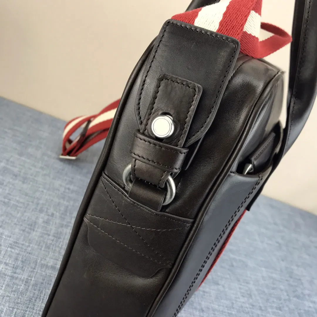 Luxury B Style  Briefcase Bag Fashion Design Business Causal Men Leather Shoulder Handbag Men's Cowhide Large Capacity Handbag