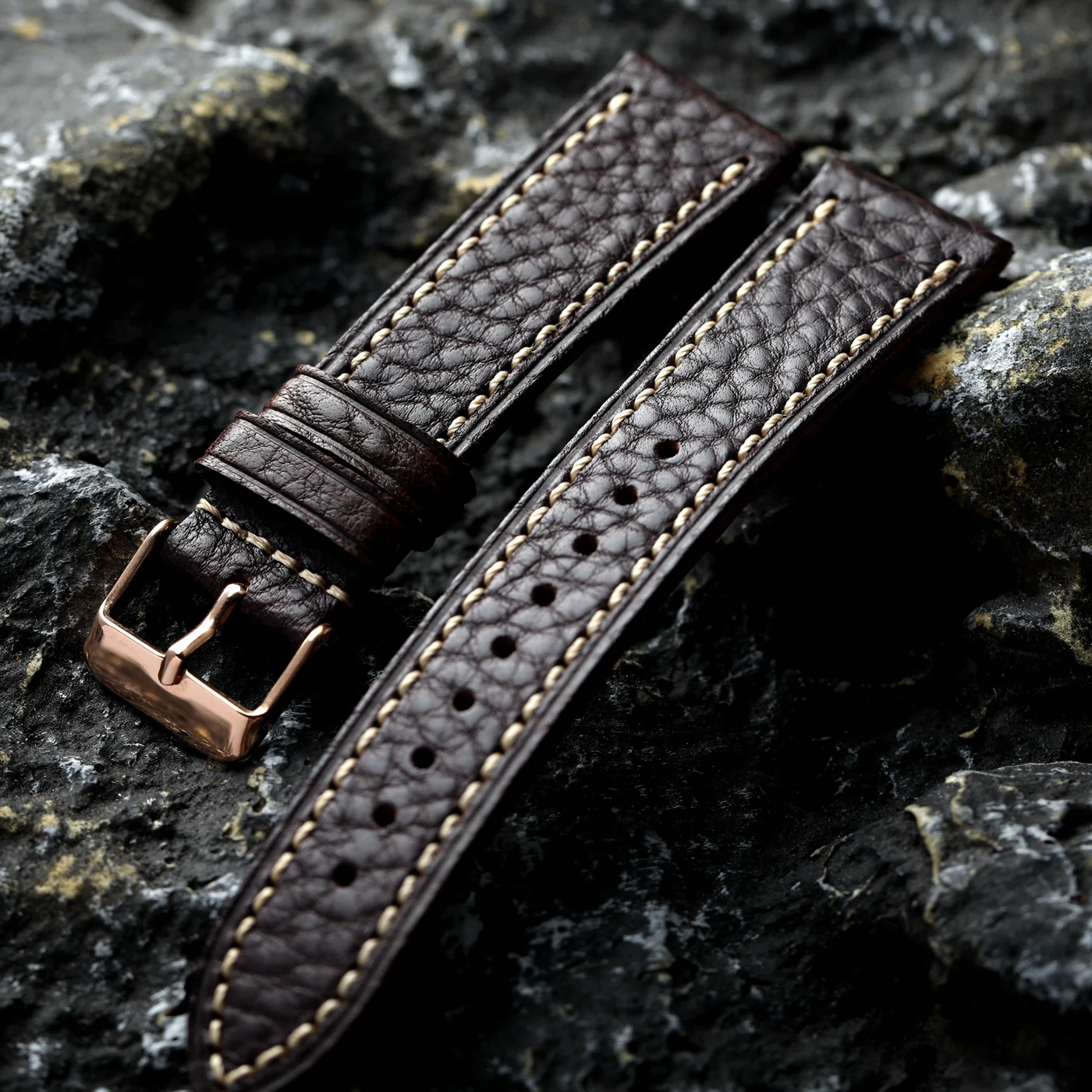 Handmade Tuscany Leather Watch Strap - Soft Retro Style in Black, Brown, and Blue (18mm, 20mm, 22mm)