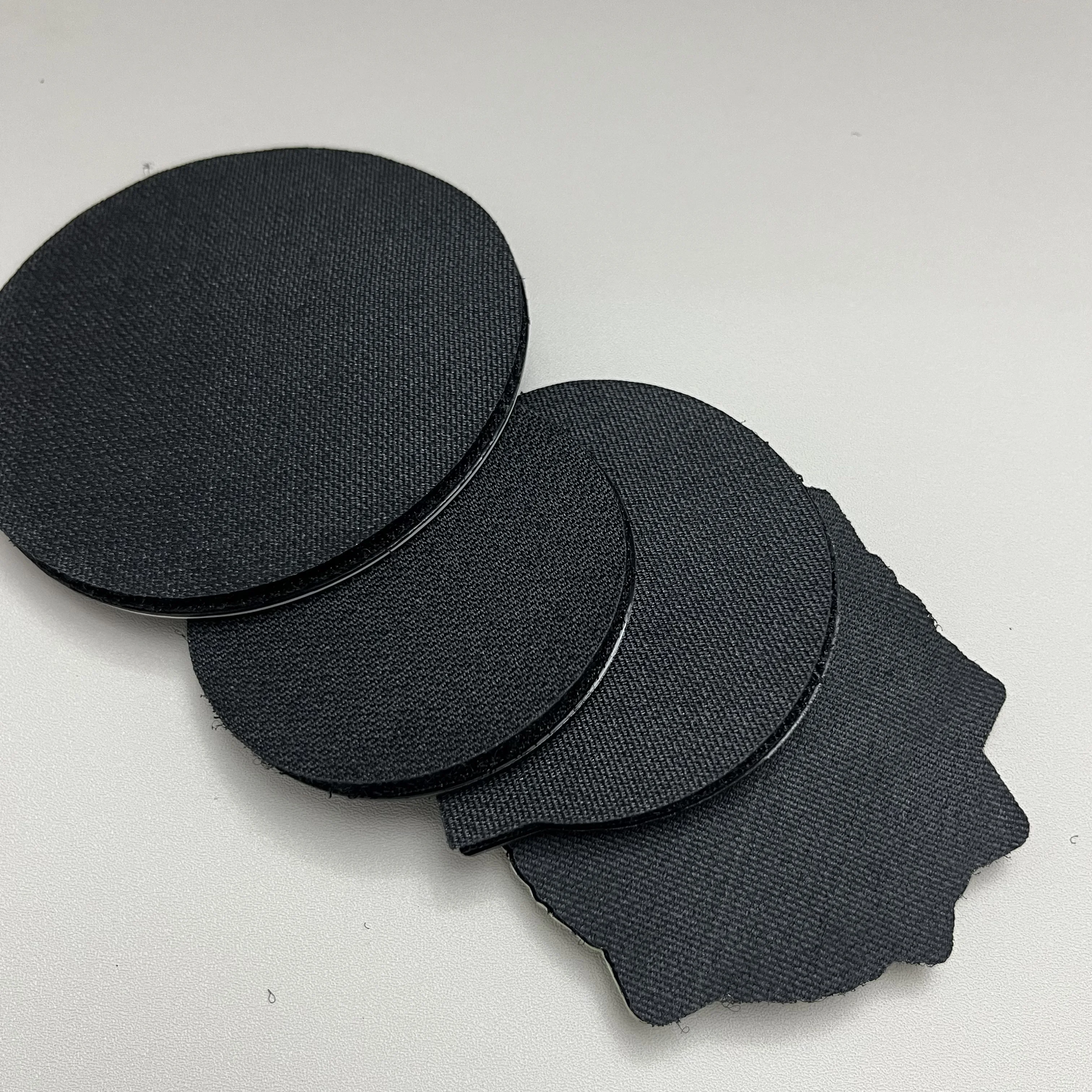 맞춤형 고품질 부드러운 PVC 고무 패치 도매 다양한 색상 방수 3D 로고 패치 의류 가방 모자 장