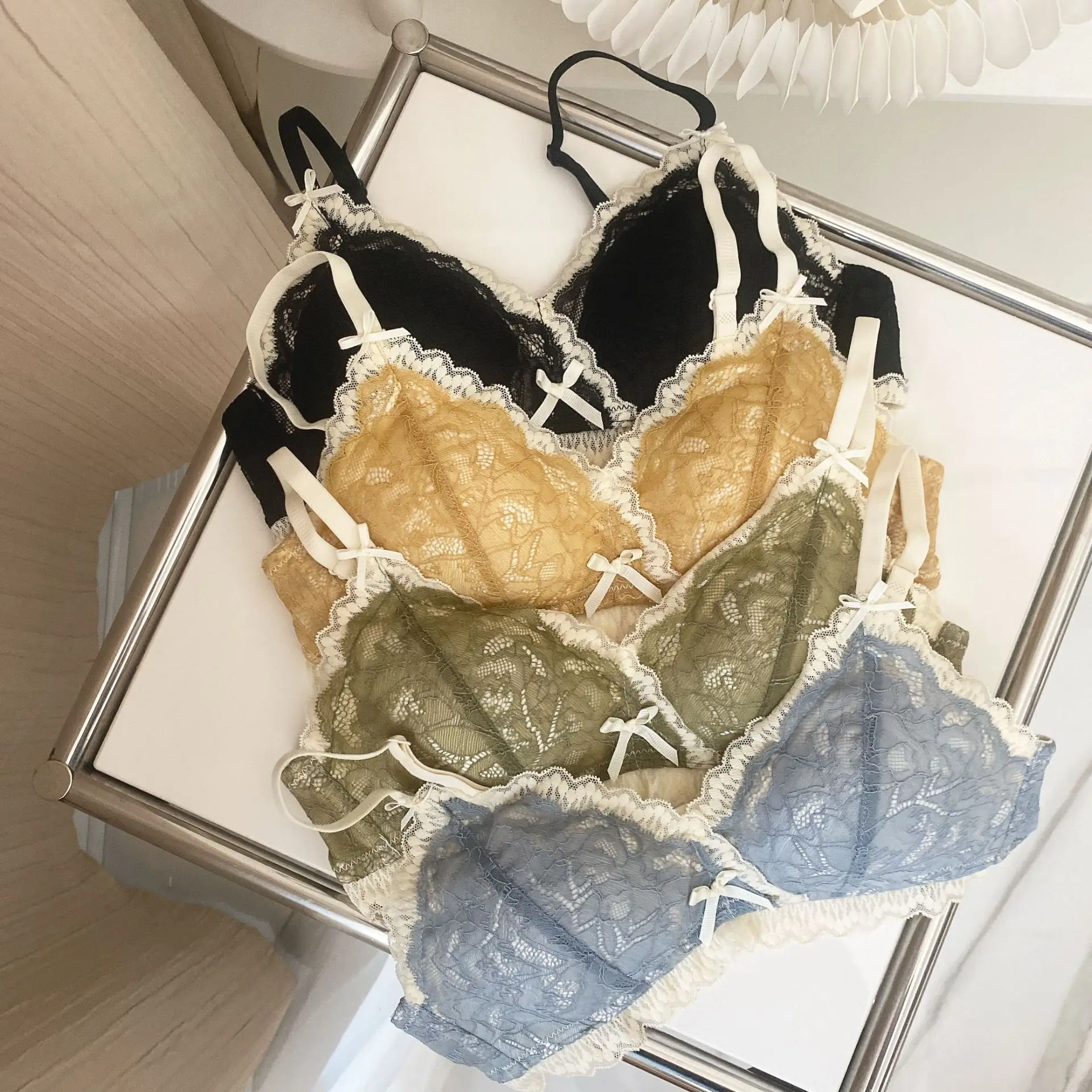 Women Lace Gathered Bra Comfortable Wireless Underwear Push Up Sexy Lingerie Girls Breathable Anti Sagging Brassiere Female 2023