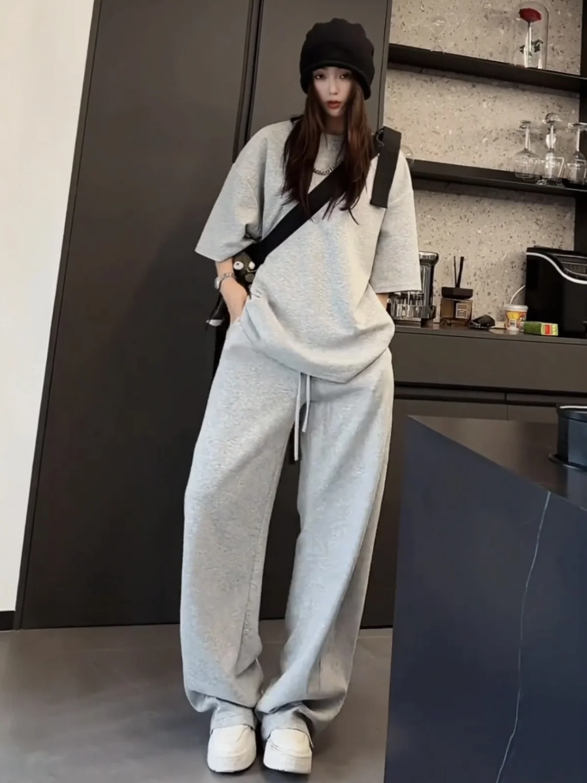 여름용 얇은 레이온 캐주얼 스포츠 슈트 남녀 공용 단색 라운드넥 반팔 긴바지 ..