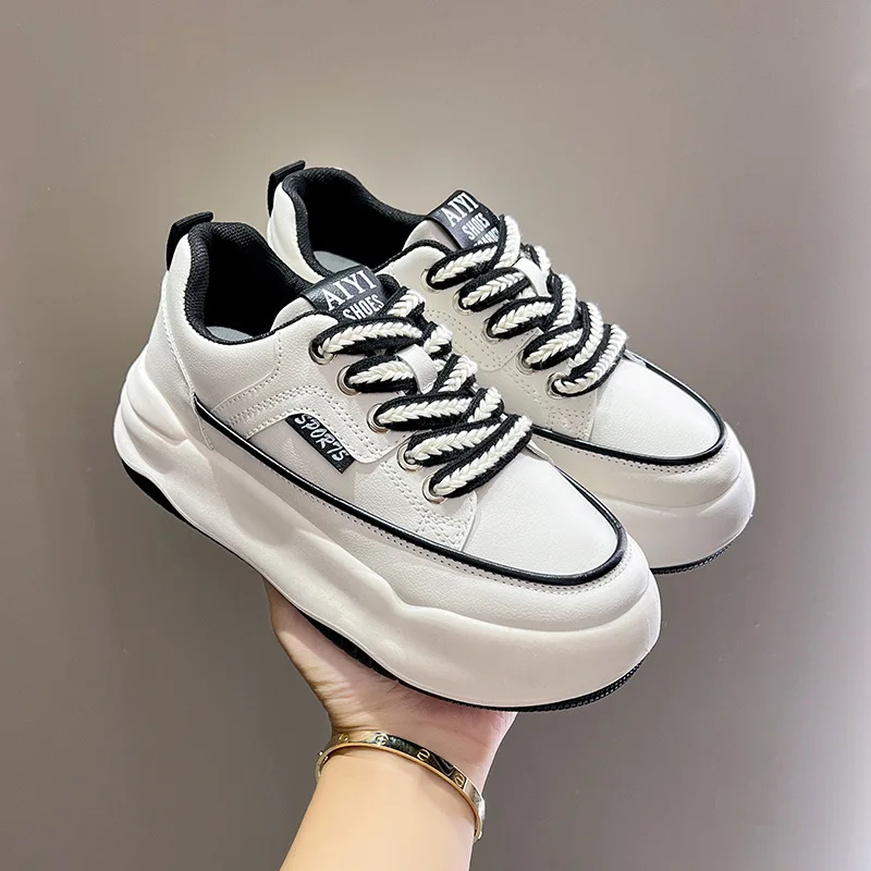 2022 New Shoes Women's Shoes On Offer With Free Shipping Pu  Platform Round Toe Pu Adult Casual Flats Platform Shoes