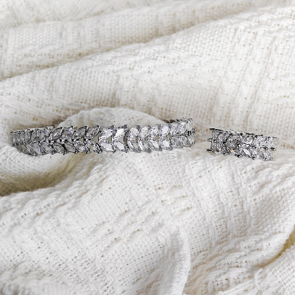 طقم خاتم وسوار من الفضة اللون الخلود للنساء ، إسور...