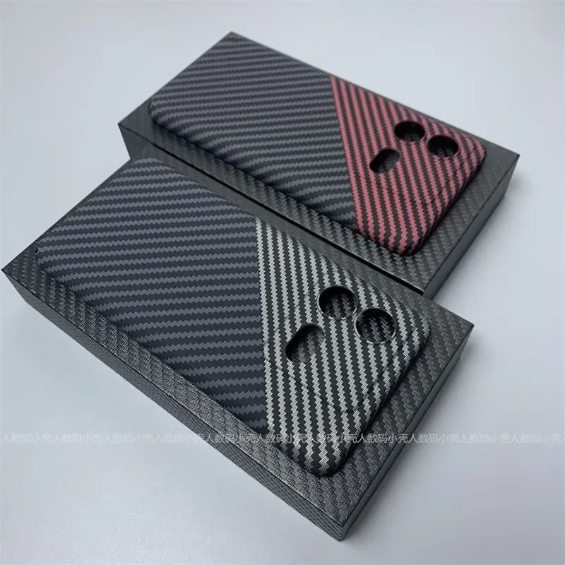 Carbon Fiber Stripe Phone Case - Sleek Acrylic Silicone Back Cover with Kevlar Detailing