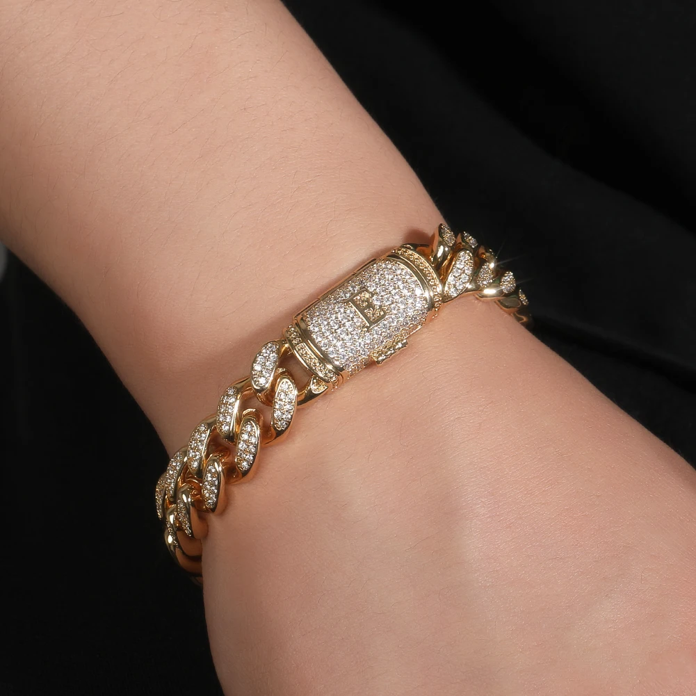 Uwin Letters On Bail Bracelet Iced Out Cubic Zirconia Initial Bangle For Women Fashion Jewelry Gifts