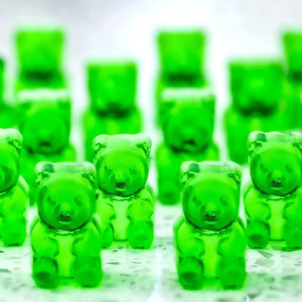 Candy Mold BPA Free Nonstick Food Grade 53 Cavities Silicone Gummy Mold Microwave Safe Teddy Bear Candy With Dropper