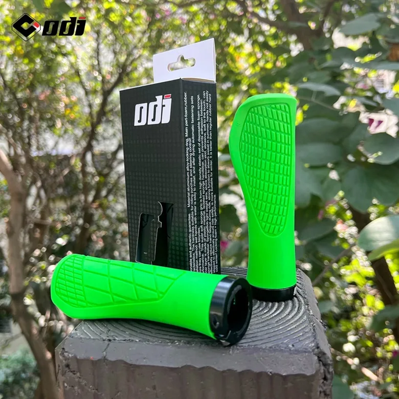 Bicycle Handlebar Grips Rubber MTB Grips Lock-on Grip Shockproof Anti-slip Mountain Bike Handles Cover Cuff BMX Bike Accessories