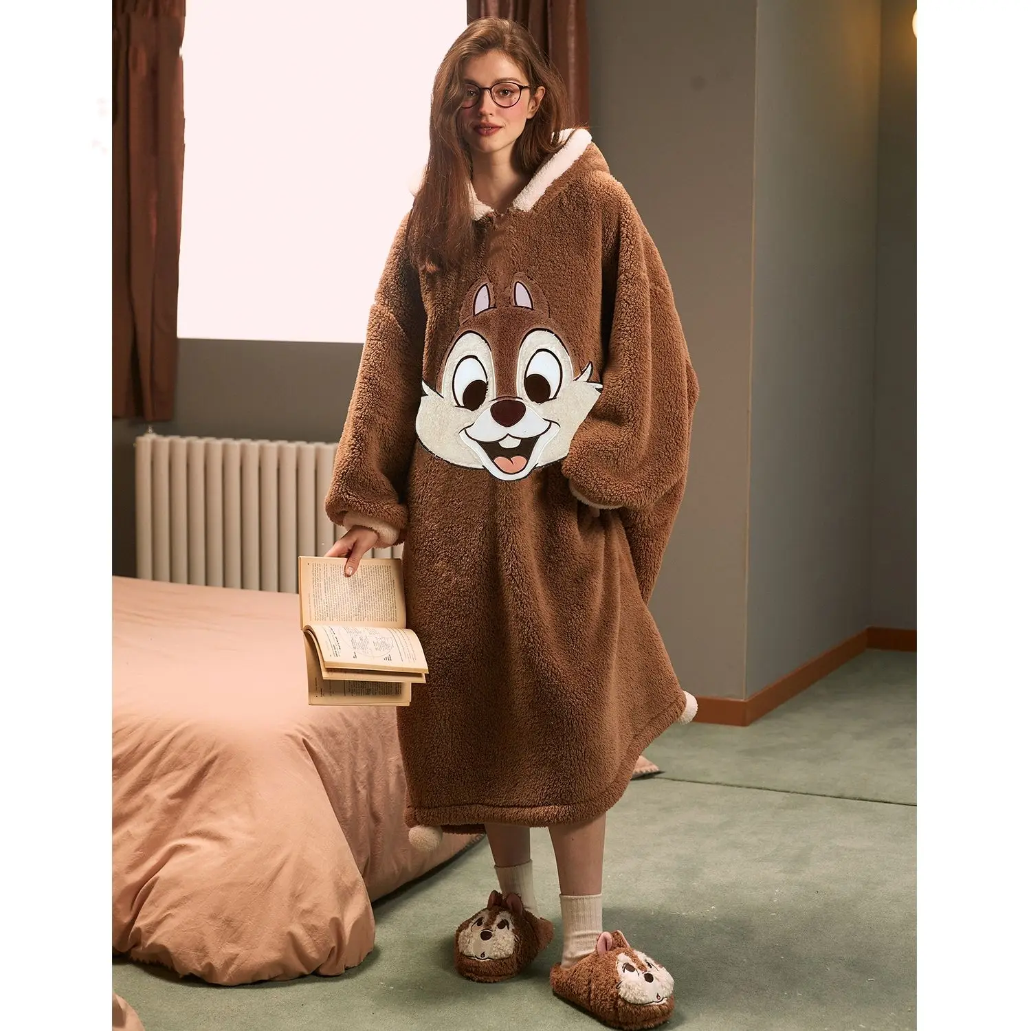 

Disney Chip 'n' Dale Cosplay Costume Anime Adult Animal Chipmunk Onesie Kigurumi Brown Squirrel Pajamas Halloween Christmas Gift