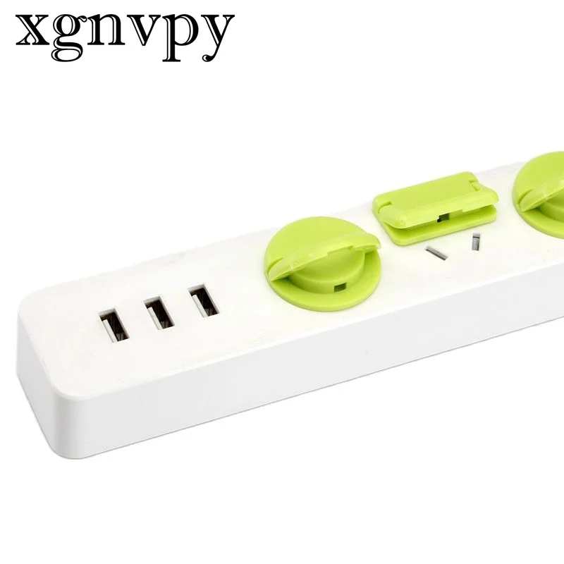 xgnvpy 5 PCS Power Outlet Safety Cover Guards for Baby Kids Child Protection Anti-Shock Rotate Plug Protectors Safe to Use