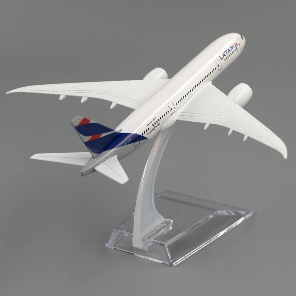 LATAM航空 航空機モデル 1/400 Amazon | TANG DYNASTY 1/400 標準バージョン LATAM航空 A320