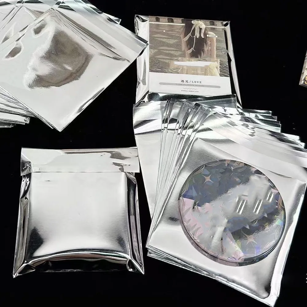 100 Stück Neue Aluminiumfolie Selbstklebende Verpackungsbeutel Silberne Selbstklebende Fotokarten-Hüllen Idol-Kartenhüllen Dokumentenhüllen – Detail 5