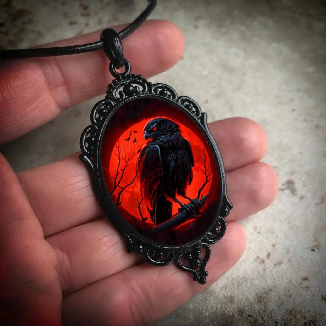 Gothic Creative Raven Necklace Man Woman Dark Punk Vampire Red Leather Rope Collar Pendant Horror Halloween Party Gift Choker