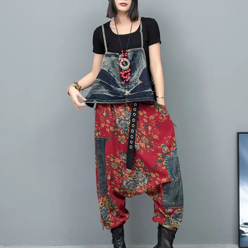 

2024 Spring Summer New Worn Denim Camisole Vest + Northeast Large Flower Patchwork Pants Two-piece Set Women Fashion Set LX703