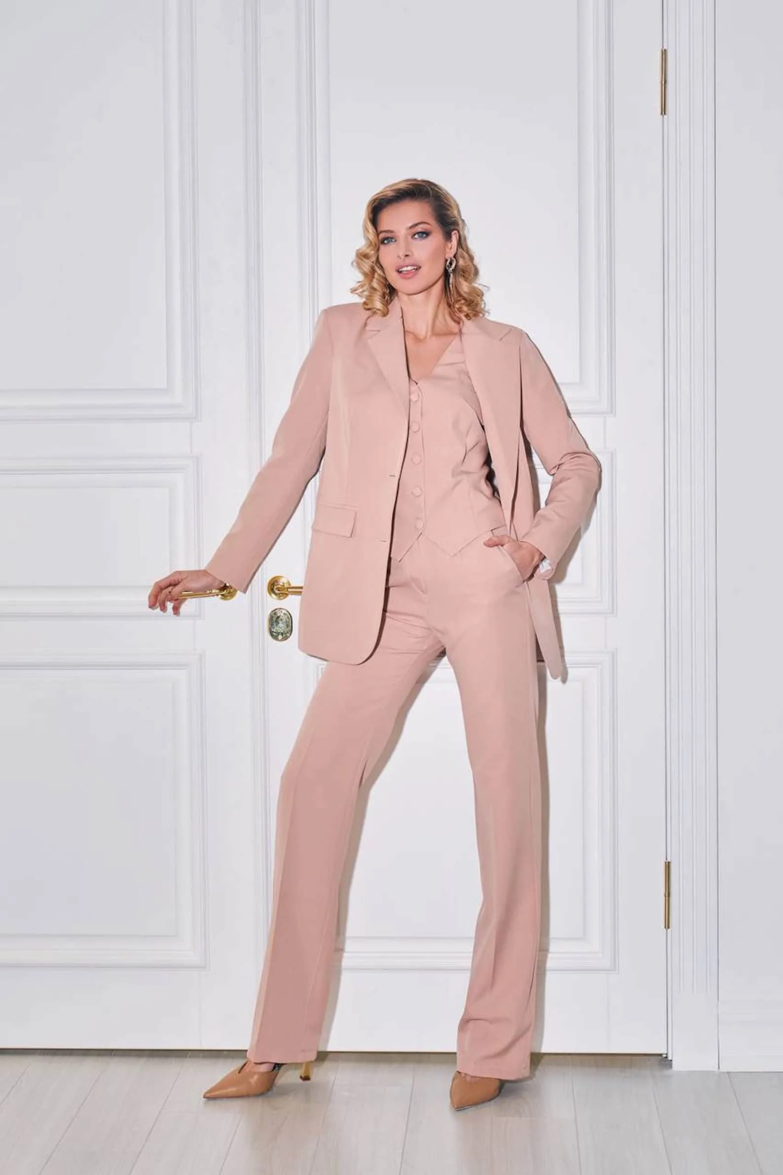 Elegant Women Formal Business Suits women Of The Bride Pant Suits Wedding Tuxedo Blazer Costume Femme Office Workwear