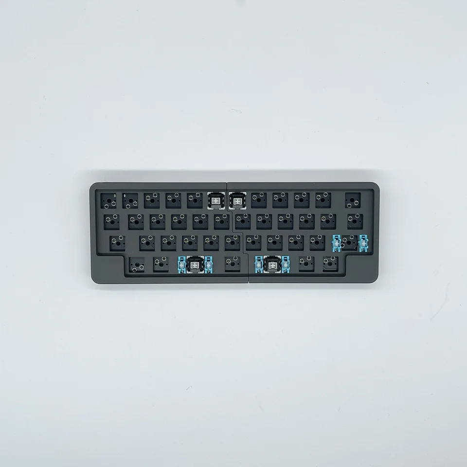 Sc0d34d10d3b243f1a33f0ab195144