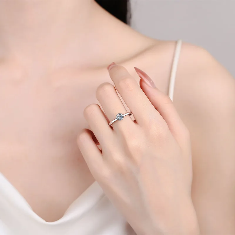 Trumium 0.3ct Moissanite D Color Round Solitaire Engagement Rings for Women 925 Sterling Silver Wedding Fine Jewelry