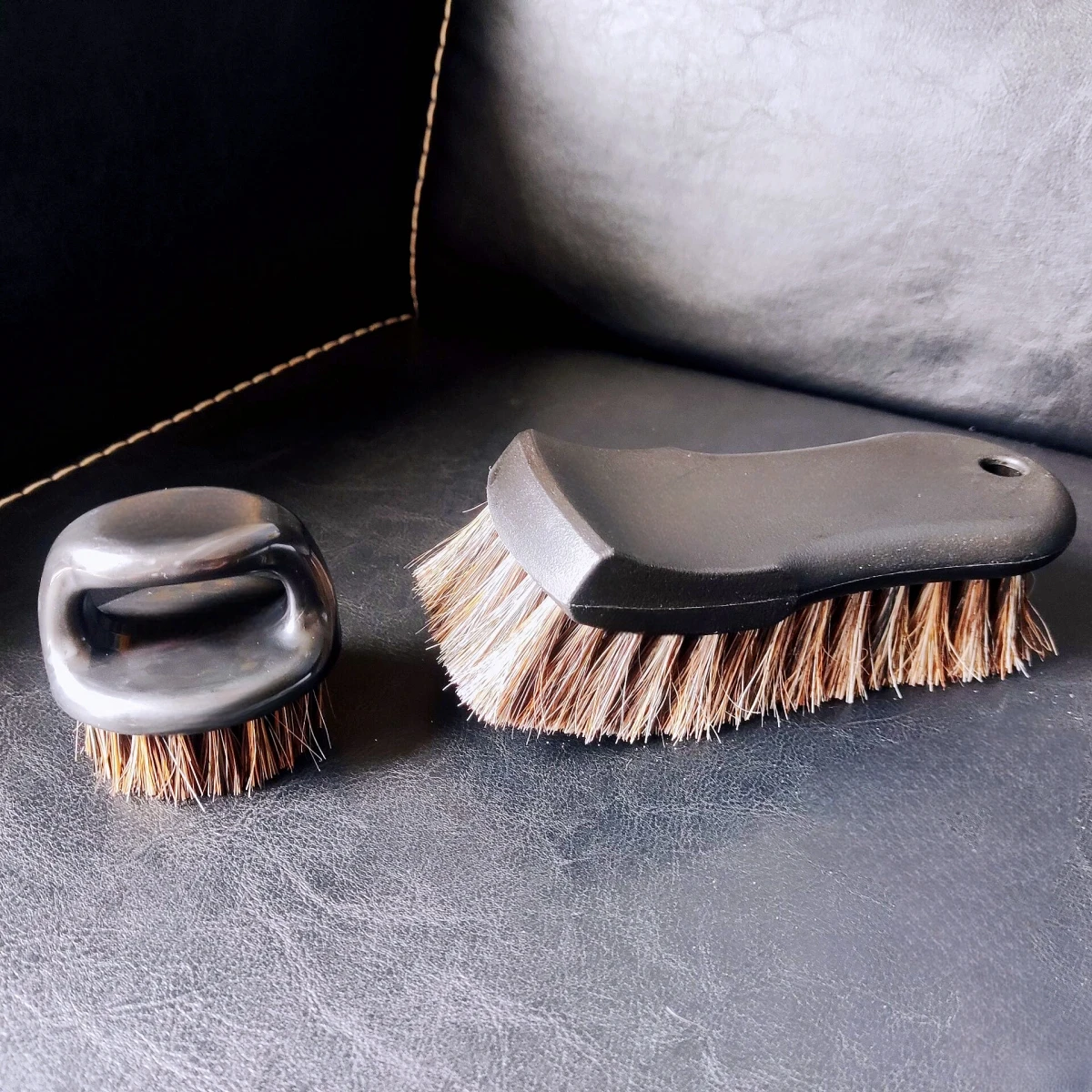 Horsehair Brush Set