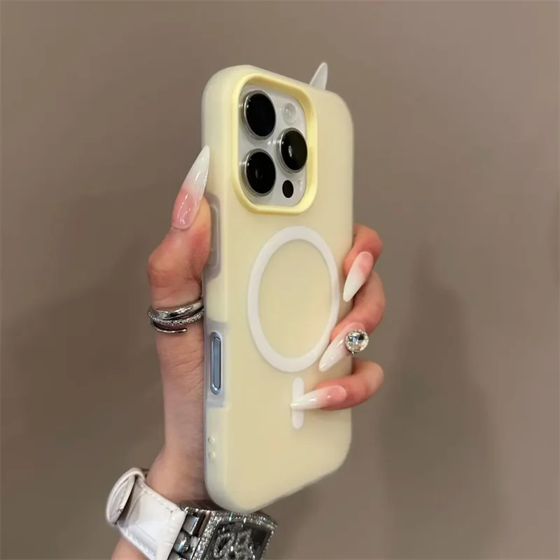 รูปสินค้า เคสซิลิโคน 2-in-1 ป้องกัน iPhone 16/15/14/13/12/11 พร้อมแม่เหล็ก