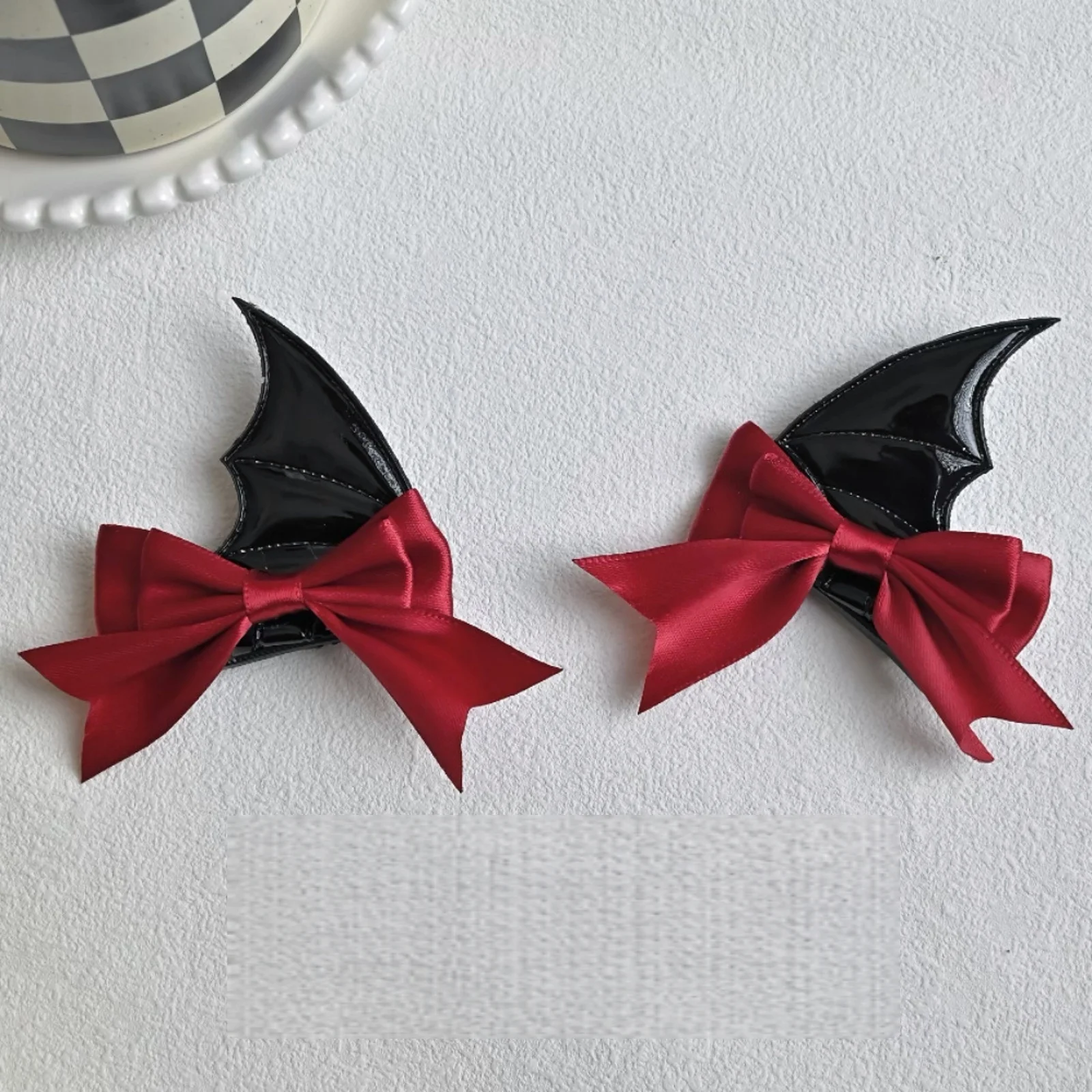 2PCS Halloween Devil Horn Bow Hair Clips, 4Pcs Black & Red Bat Wing Hairpins, Cute Cosplay Hair Accessories