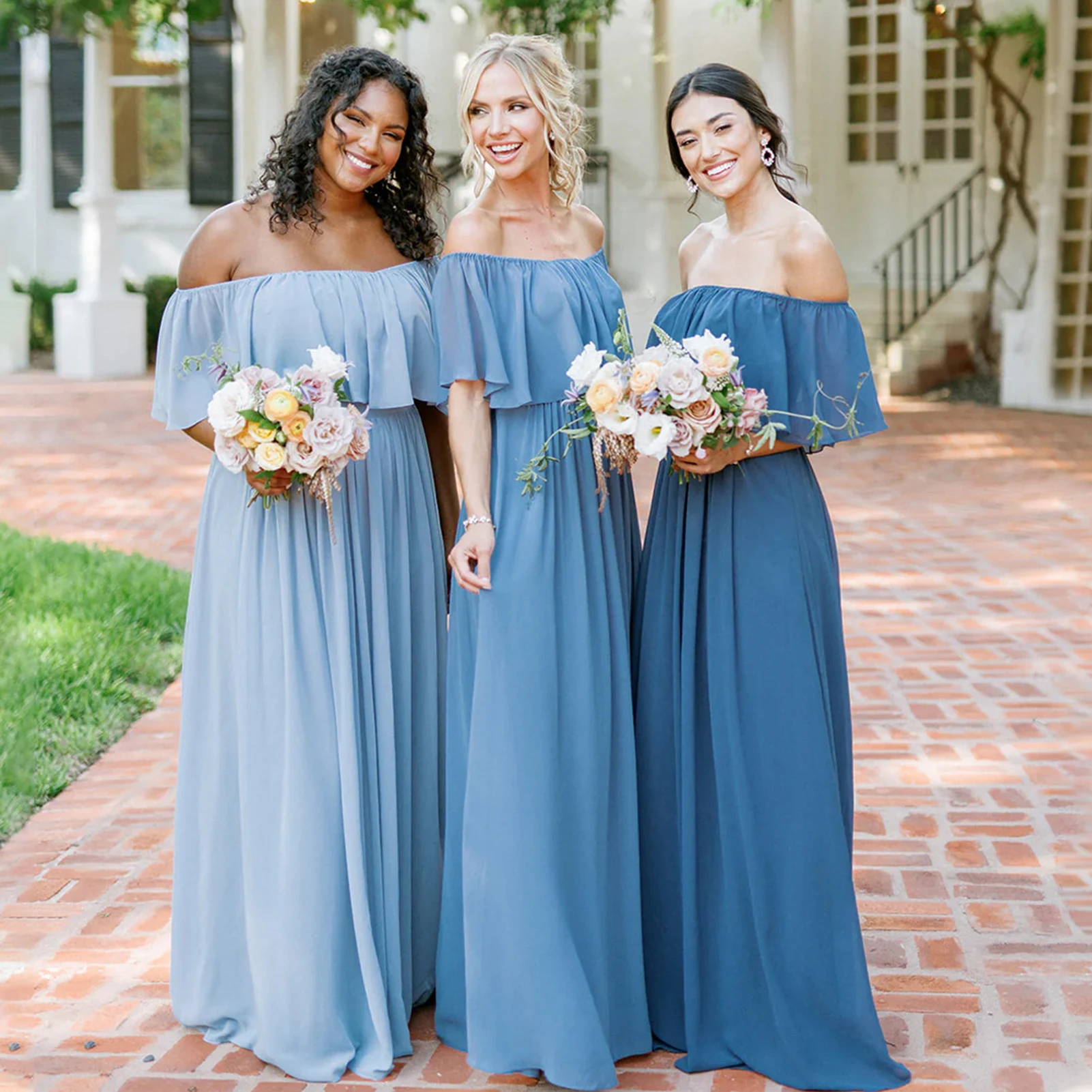 

Elegant Strapless A-Line Wedding Party Gown Modest Chiffon Off-Shoulder Bridesmaid Dresses Floor Length Vestidos Para Boda