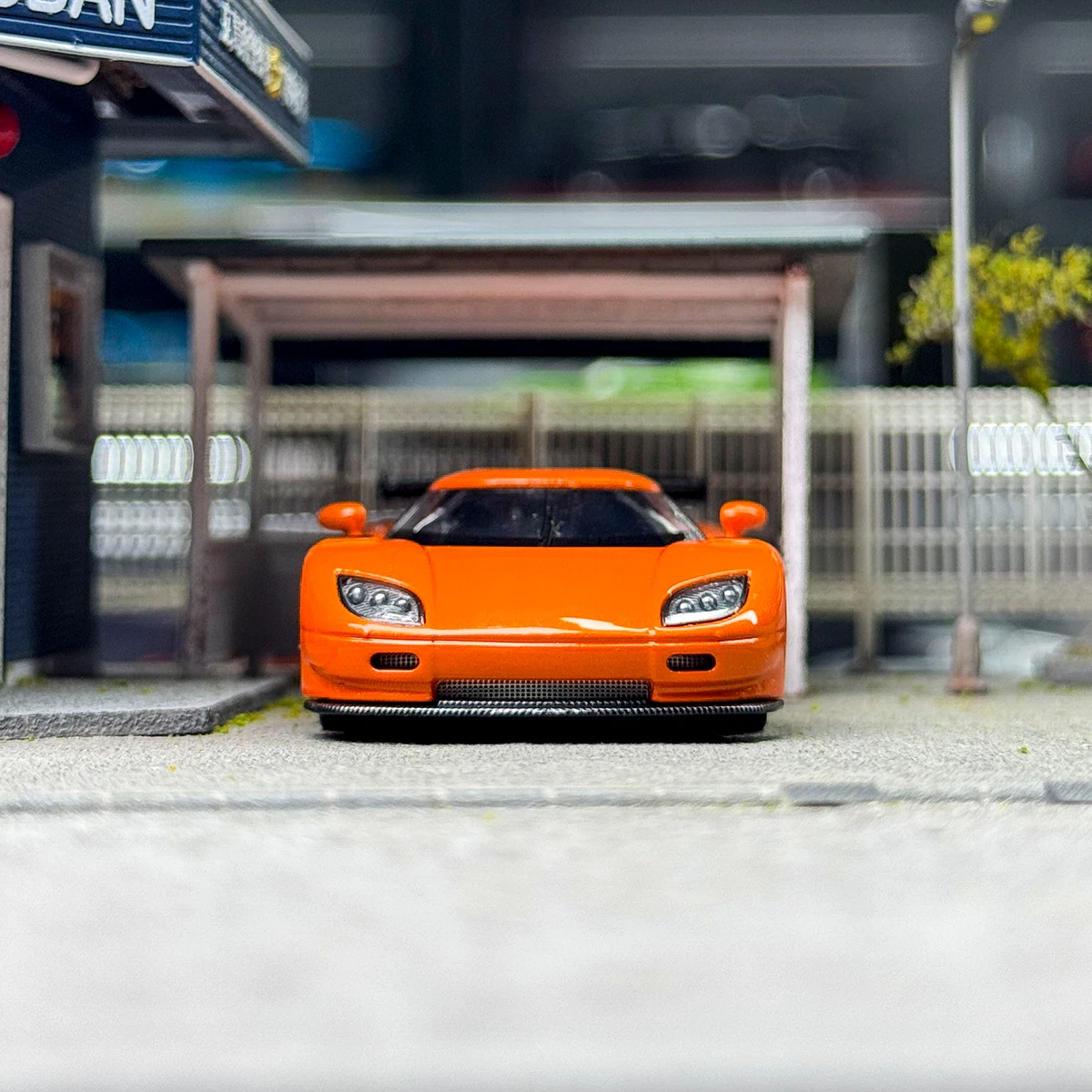 チィガー AM Autobots 1:64 Koenisegg CCGT diecast model cars Supercar