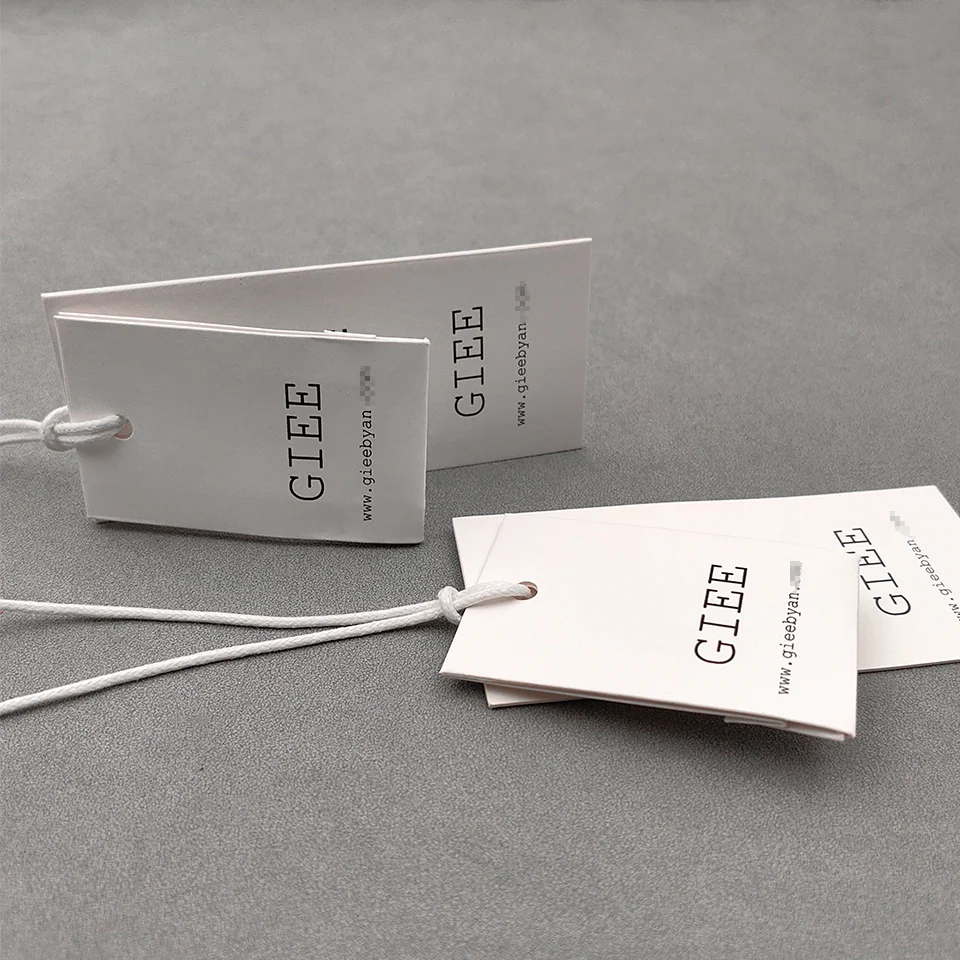 Fashion Free Sample New Design Clothing Hang Tag Spare Button Bag Specialty Paper String Rope Pattern