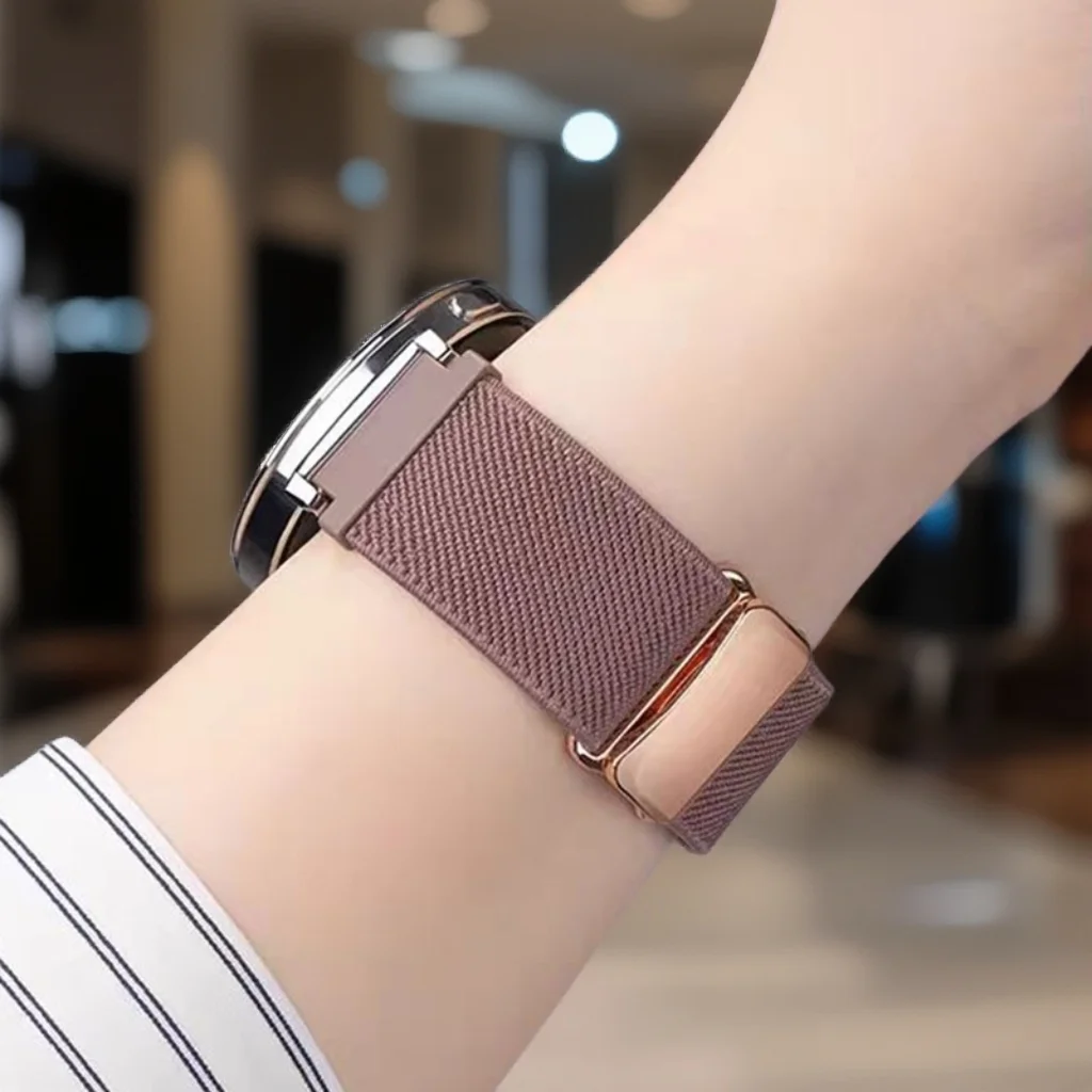 Versatile Magnetic Nylon Strap for Smartwatches – Adjustable 18-22mm Elastic Bracelet