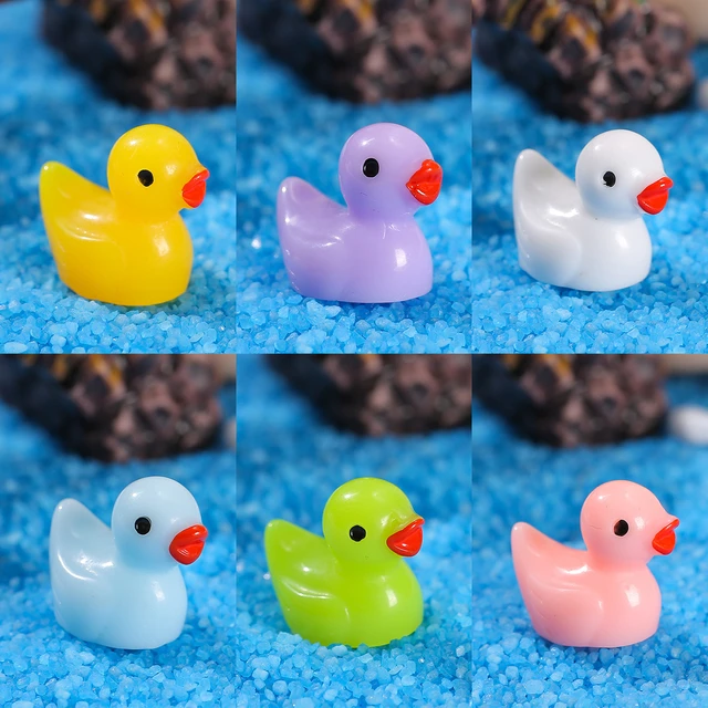 20 Packs Mini Resin Ducklings Miniature Figures Mini Animal