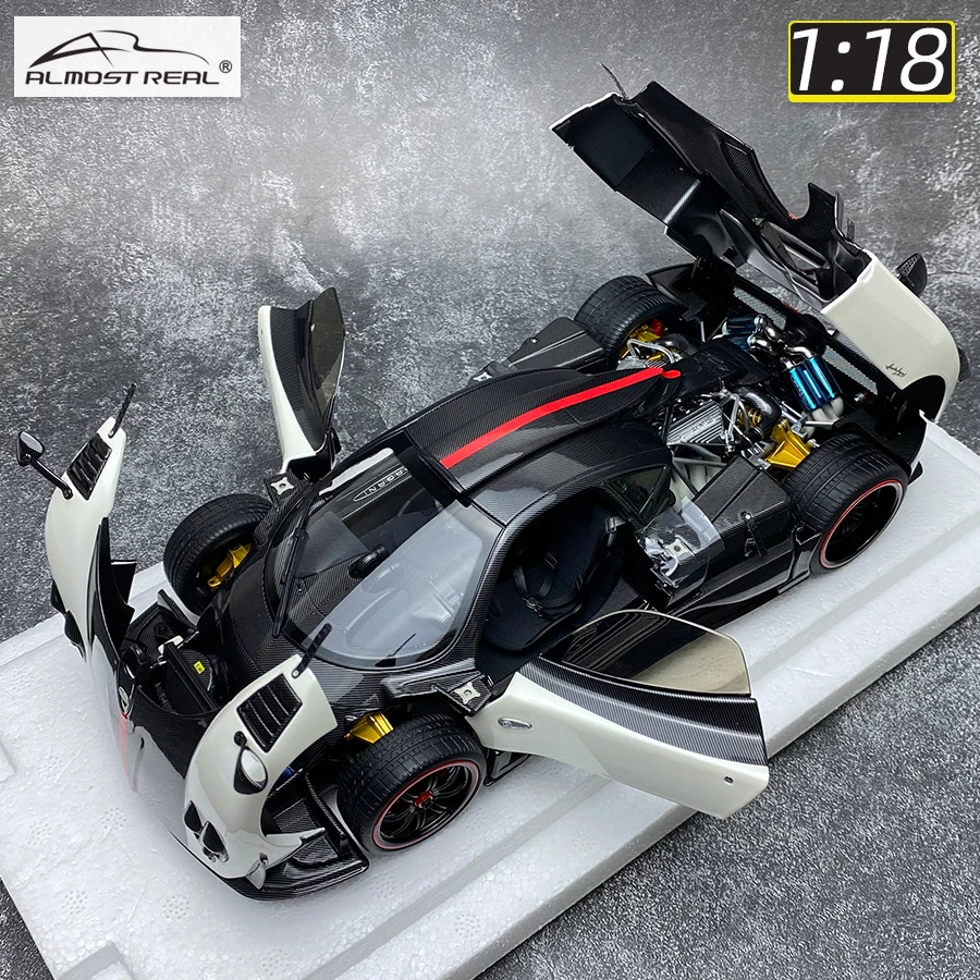 Almost Real AR 1/18 Pagani Zonda Cinque Coupe 2009 Bianco Benny