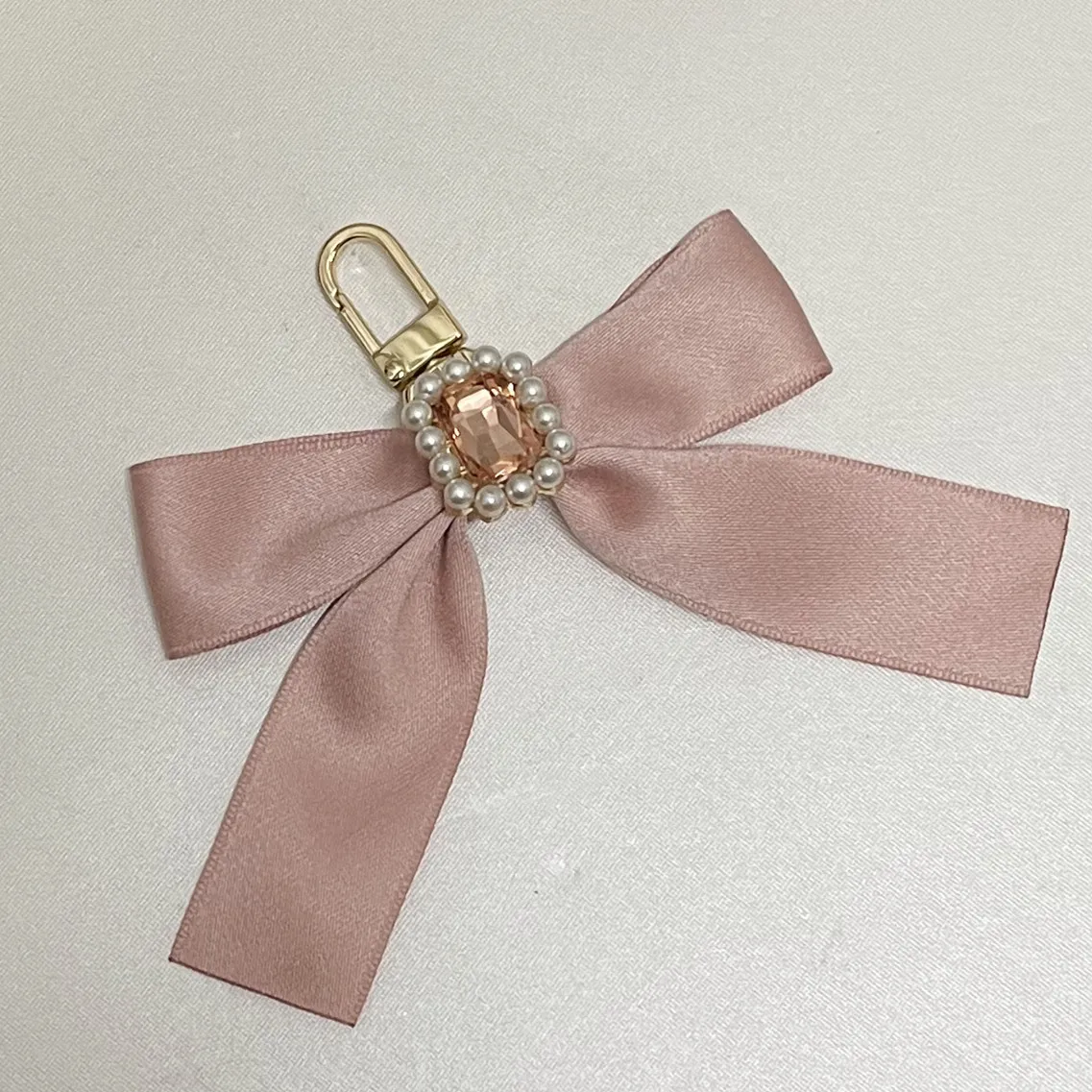 Japanese Custom Pearl Rhinestone Ribbon Bowknot Bag Pendants Key Ring Hanging Ornament Lolita Sweet Women Bag Charms