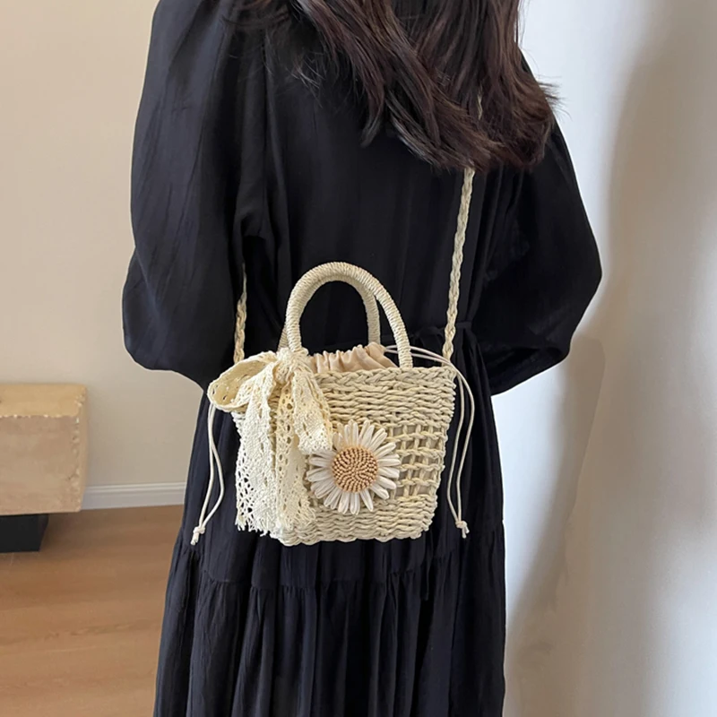 Luxury Designer Lace Bow Straw Weave Women's Handbag Casual Crossbody Bag Small Bucket Tote Summer Beach Bag
