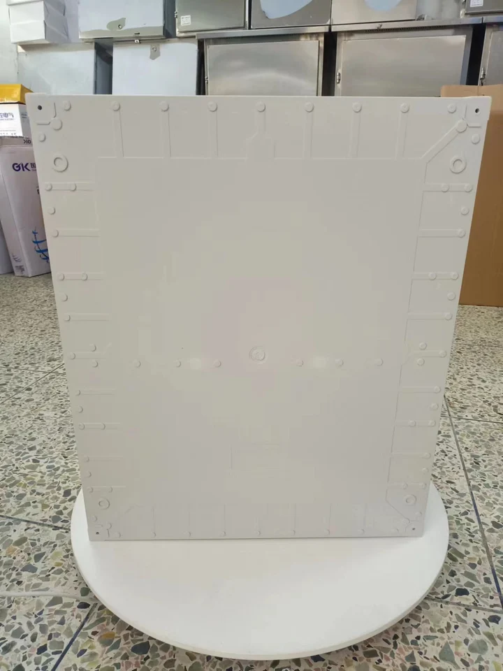 Caja De Conexiones Impermeable Para Proyectos Exteriores | Meses Sin