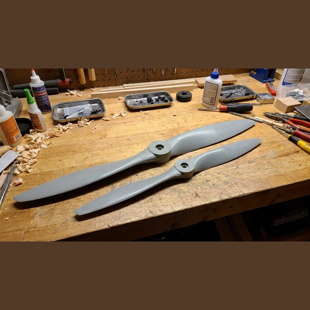 2 Stück CCW Propeller 8x6-15x10 Multi-Size für Nitro/Gas RC Flugzeug, APC Ersatz Nylon Requisiten Modellflugzeug Zubehör