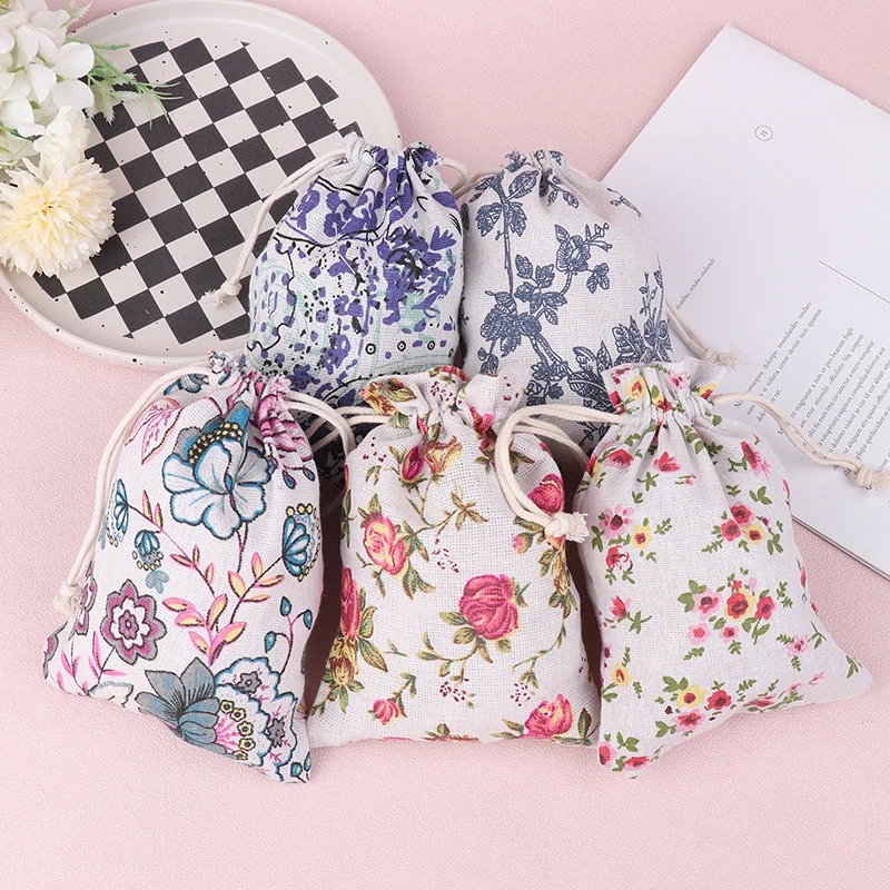 1Pc Cute Small Cloth Drawstring Gift Bag Woman Purse Handbags Jewelry Lipstick Cosmetic Tote Bags Storage Pouch String Bag vintage design women s small shoulder bags floral stitching ladies underarm bag female tote purse handbags pouch bolsa feminina