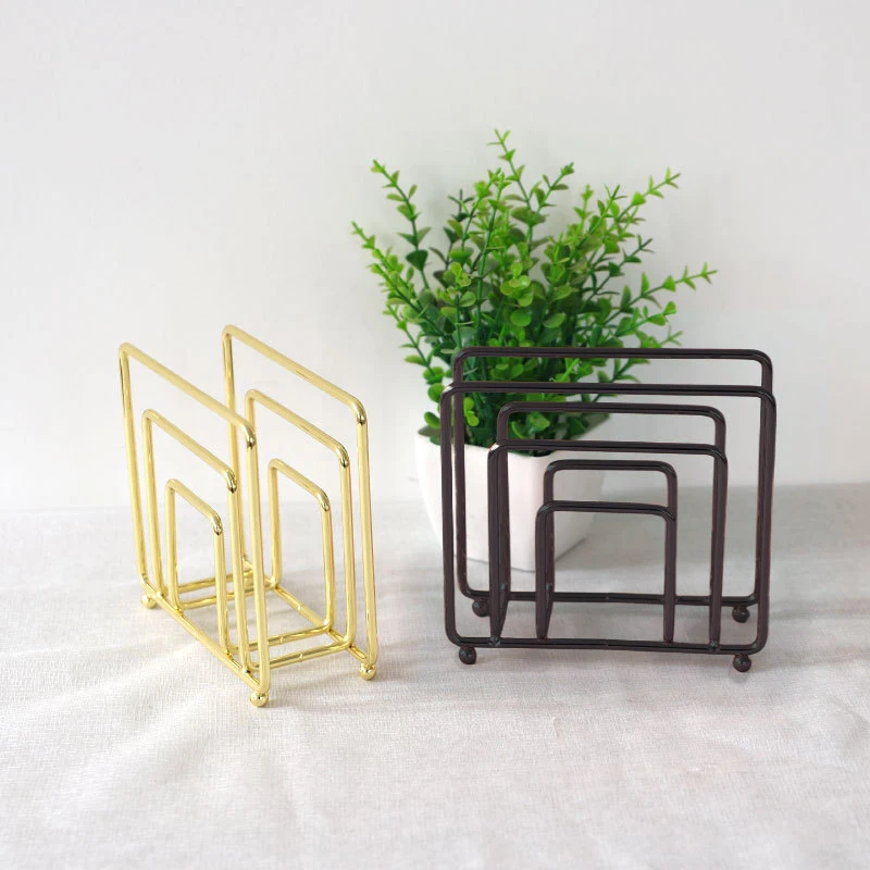 

Простой железный вертикальный держатель для бумажных полотенец, Квадратный Настольный держатель для карт и салфеток, металлическая настольная полка для бумаги с гальваническим покрытием