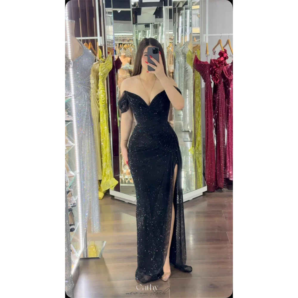 green emerald velvet dress Amazon.com: LAGSHIAN Women's Elegant Bodycon Off Shoulder Sleeveless High  Split Ruched Long Formal Evening Dress Black : Clothing, Shoes & Jewelry