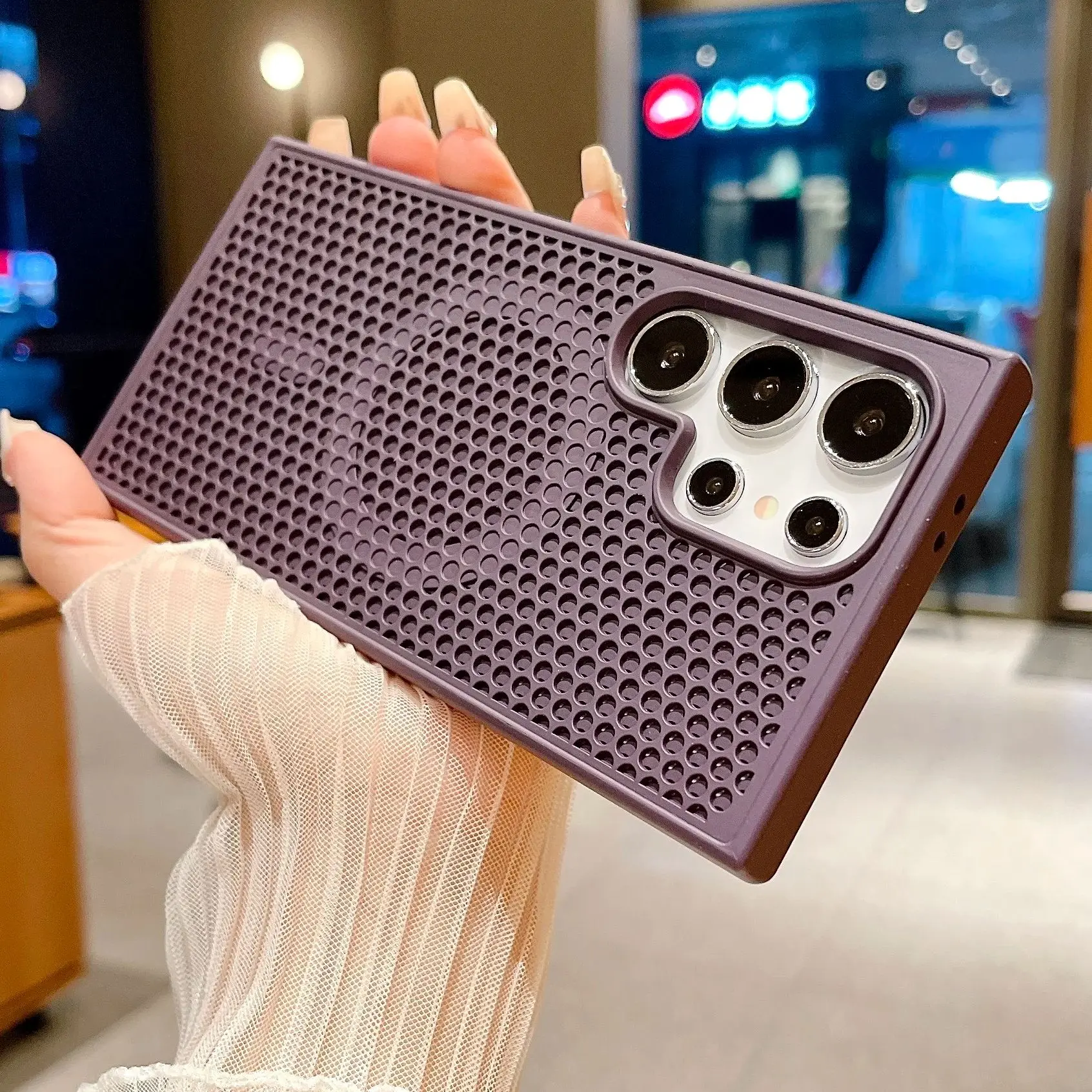 Magnetic Cooling Honeycomb Case with Magsafe Wireless Charging and Heat Dissipation