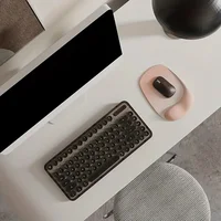 Tapis de souris ergonomique avec support de poignet en gel – Tissu Lycra de qualité supérieure, antidérapant, parfait pour ordinateurs portables et ordinateurs de bureau, idéal pour le bureau 3