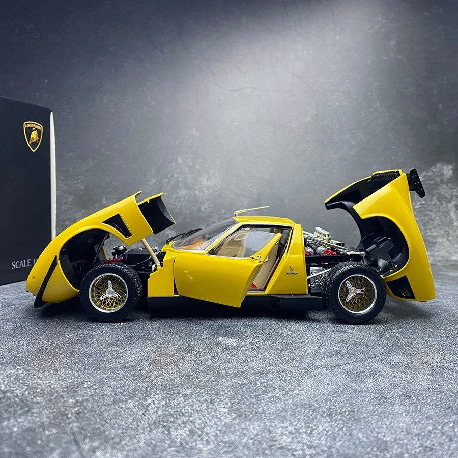KYOSHO 1/18 scale Lamborghini Miura SVR diecast model Classic car