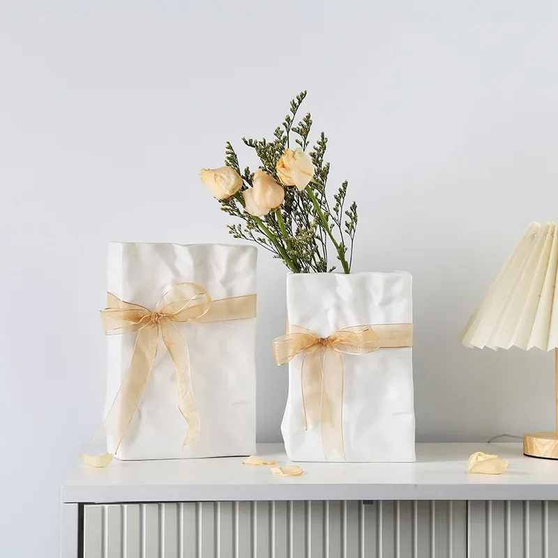 Simple White Vases Cream Style Imitation Paper Bag Pleated Ceramic Vase Hydroponic Vase Home Decoration Room Desktop Decoration 2