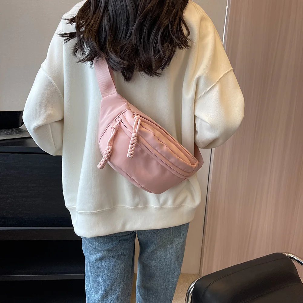 한국 스타일의 나일론 스트링 드로스트링 백, 유니크한 대용량 캐주얼 소프트 숄더백, 여성을 위한 새로운 패션 아이템 10 여성용 심플 대용량 가방, 한국 버전, 학생용 가슴 가방, 바나나 가방, 여름 패션 가슴 가방, 신제품