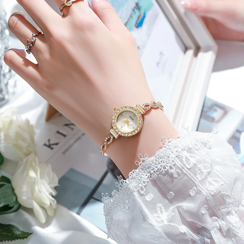 New Vintage Rhinestone Small Round Dial Women Watch Ladies Silver Color Bracelet Quartz Watches Clock